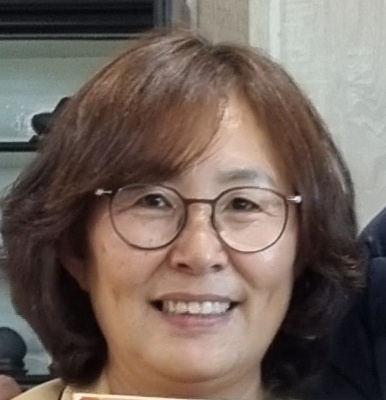 초연 김미경