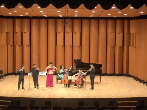 제주앙상블 준(JUNE)